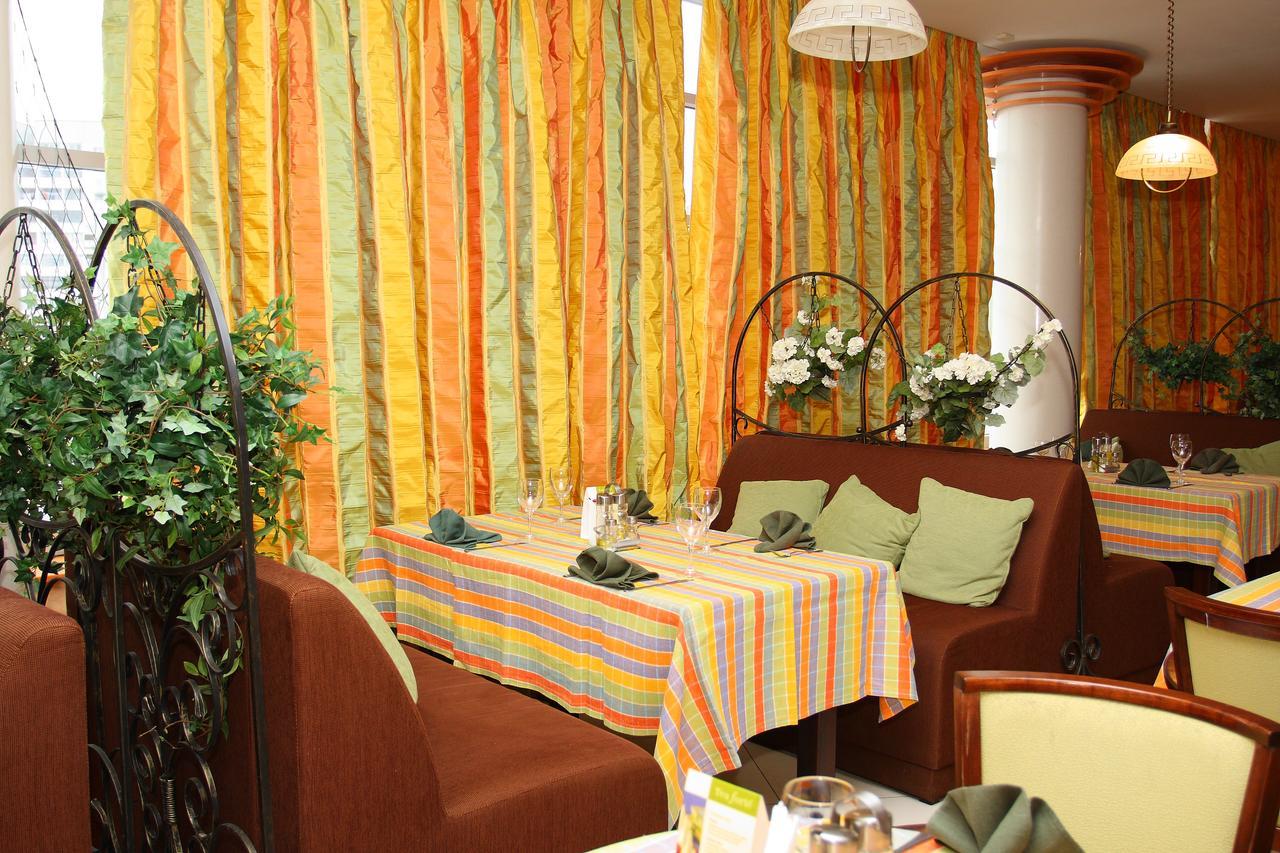 Slavinasport Hotel Żłobin Zewnętrze zdjęcie